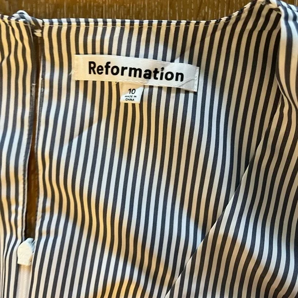 Reformation Alvin Navy and White Striped Maxi Dress - Picture 5 of 6